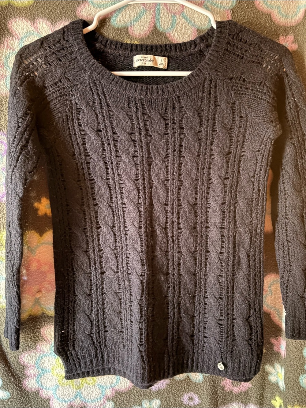 Abercrombie & Fitch Black Cable Knit Crewneck Sweater